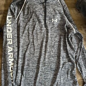 Under Armour Black and White Long Sleeve Pullover